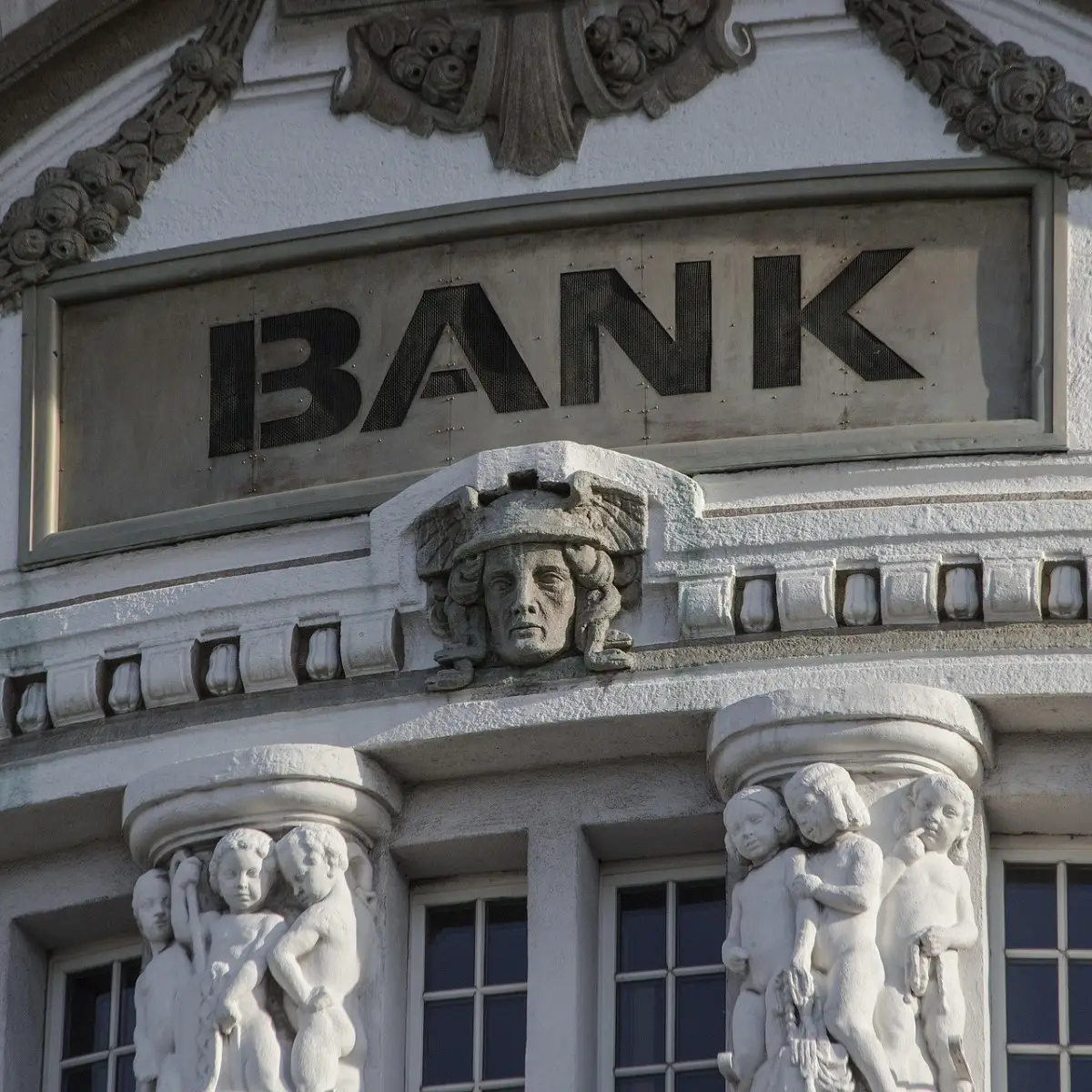 Conti in banca 2025: cosa cambia per i risparmiatori e quali vantaggi aspettarsi Conti in banca 2025: cosa cambia per i risparmiatori e quali vantaggi aspettarsi